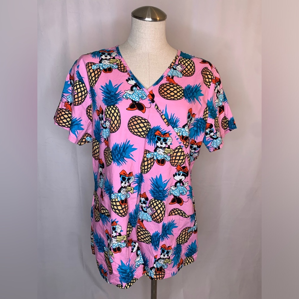 Disney diva Minnie Mouse scrub top L nurse scrub top colorful pineapples CNA VET